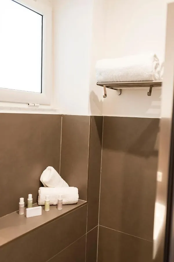 La Hara Apartments Naples 0*,  Italy