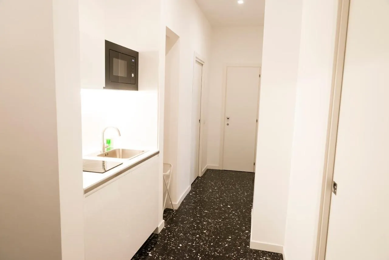 La Hara Apartments Naples 0*,  Italy